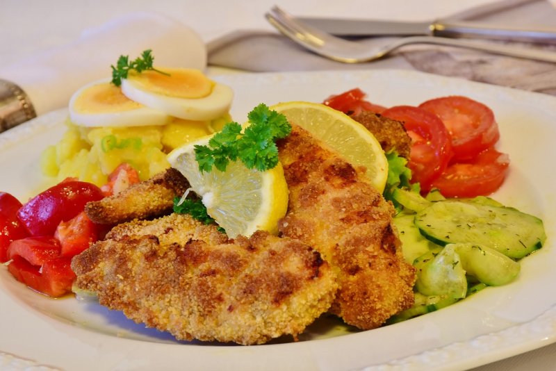 Filetto di pollo panato o ai ferri più contorno
